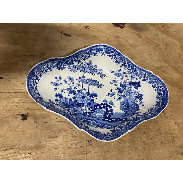 Ceramic 19th Century Bowl Blue and White Devonian Shape Bowls- Pair of 2 For Sale - Image 7 of 10