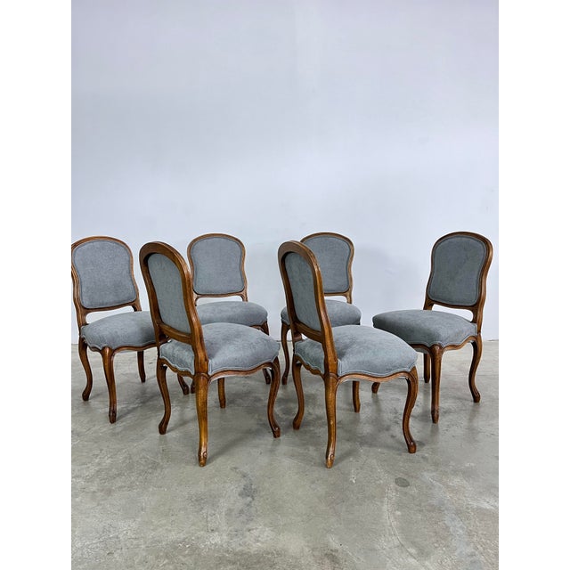 Vintage French Louis XV Dining Chairs – Set of 6 For Sale In New York - Image 6 of 10