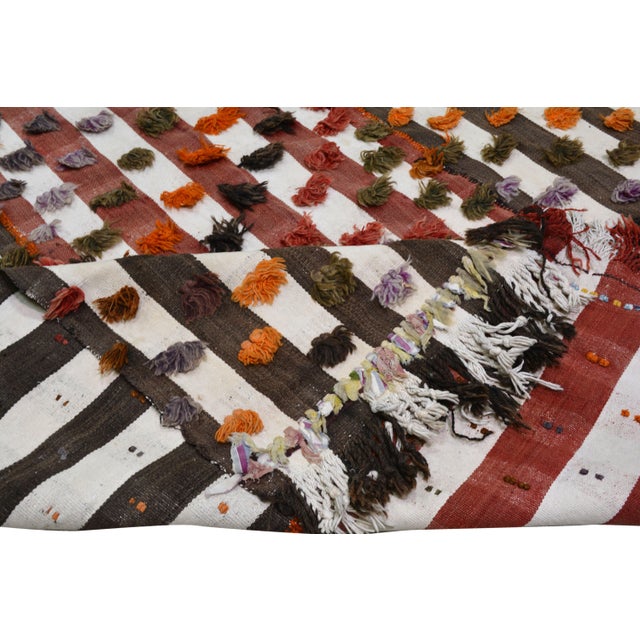 Vintage Turkish Professional Hand Knotted Kilim, 5x10'10 For Sale - Image 4 of 7