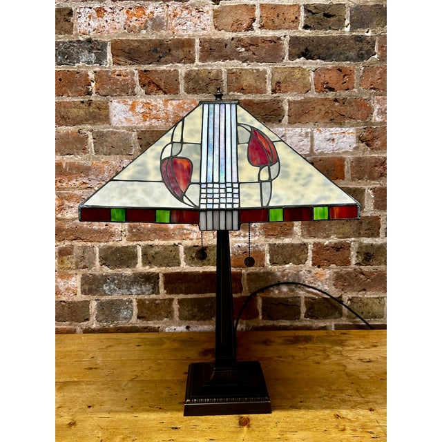 Stained Glass Lamp in the style of Tiffany, 1900s For Sale - Image 10 of 14