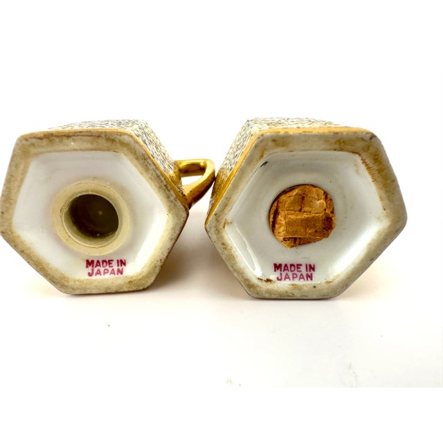 Vintage Mid Century Japanese Gilded Hexagonal Salt and Pepper Shakers For Sale In Little Rock - Image 6 of 7