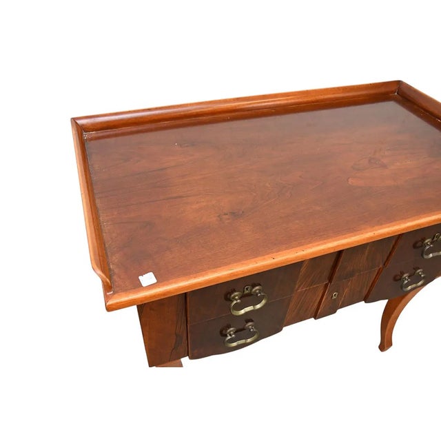 1900-1909 Biedermeier Mahogany 3 Drawer Side Table With Gallery For Sale In West Palm - Image 6 of 7