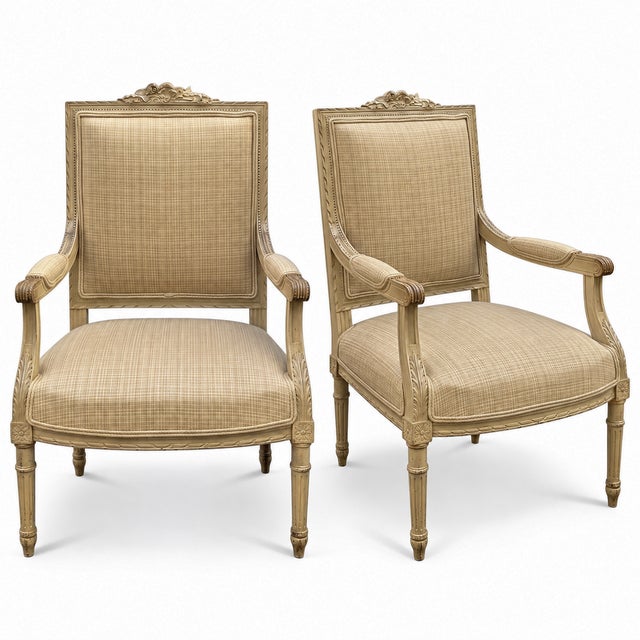 Antique French Carved Fruitwood Louis XVI Style Bergere in Neutral Linen - Pair For Sale - Image 11 of 12