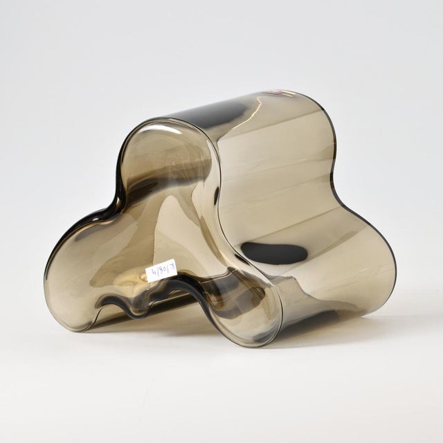 Smoked Glass Savoy Vase by Alvar Aalto for Iittala, 1990s For Sale - Image 10 of 12