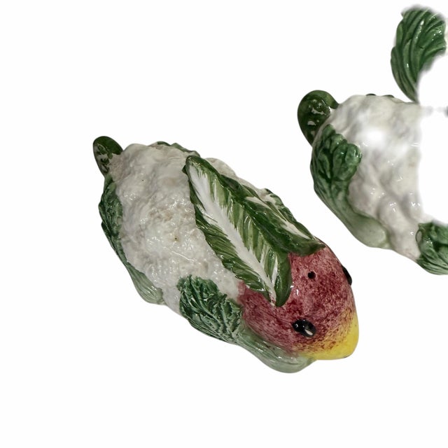 Offering these Vietri “Spring Vegetables” rabbit salt and pepper shakers and butter cover. Salt and pepper shakers measure...