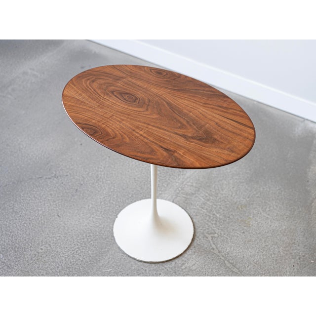 Mid-Century Modern Vintage Tulip Side Table With Oval Walnut Top by Eero Saarinen for Knoll For Sale - Image 3 of 10