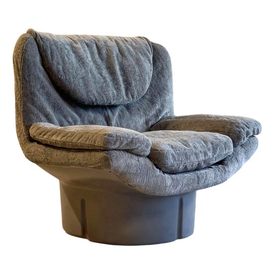 Italian Grey Ill Poltrone Lounge Chair, 1970s For Sale