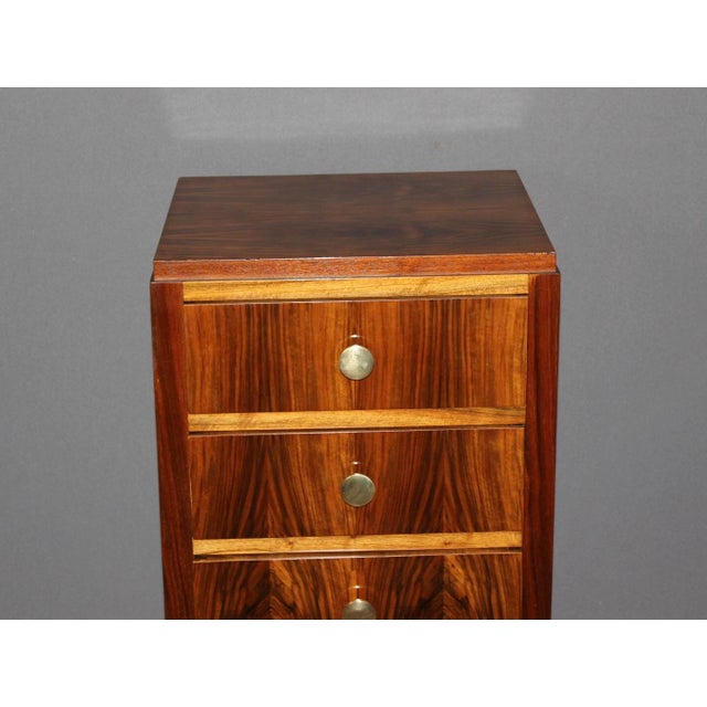 Art Deco period walnut chest of drawers or chiffonier, opening with five drawers, original walnut top, bronze drawer...