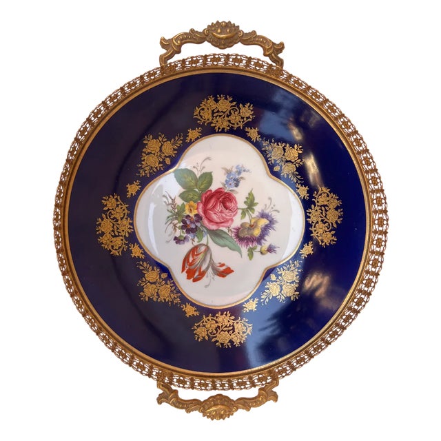 French Centerpiece in Hand-Decorated Ceramic and Brass, 1900s, 1890s For Sale