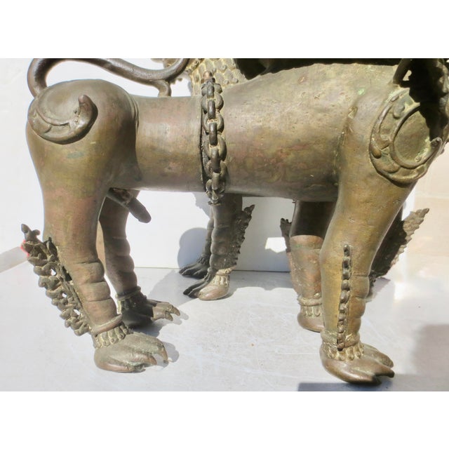 Antique 18th-19th Century Nepali Bronze Temple Lions - A Pair of 2 For Sale - Image 13 of 16