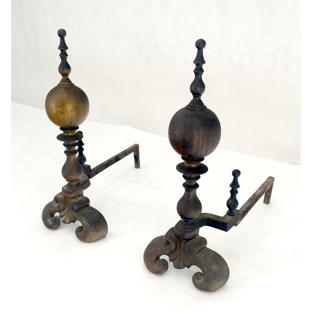Early 20th Century Pair of Large & Heavy Brass 23" Tall Ball Shape End Irons c.1900s For Sale - Image 5 of 9