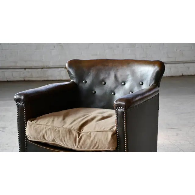 Mid-Century Modern 1930s Danish Small Club or Library Chair in Dark Green Leather For Sale - Image 3 of 12