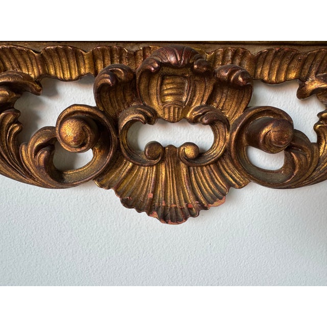 1960s 1960s Italian Hollywood Regency Gilt Carved Wood Wall Mirror For Sale - Image 5 of 12