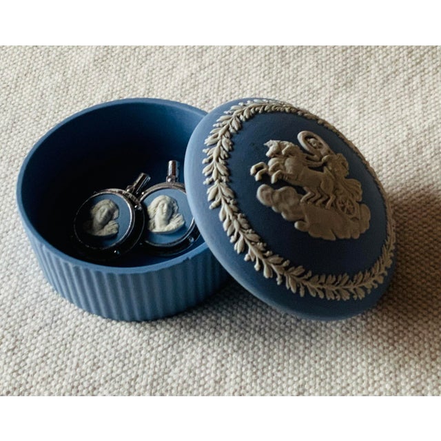 Campaign Vintage Wedgwood Blue Jasperware Round Trinket Box - East Hampton Estate Find For Sale - Image 3 of 15