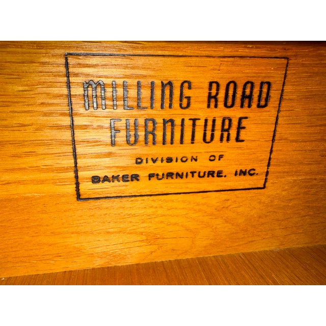 Baker Milling Road Walnut Hollywood MCM Regency Server Rolling Bar Cart Table For Sale - Image 10 of 10