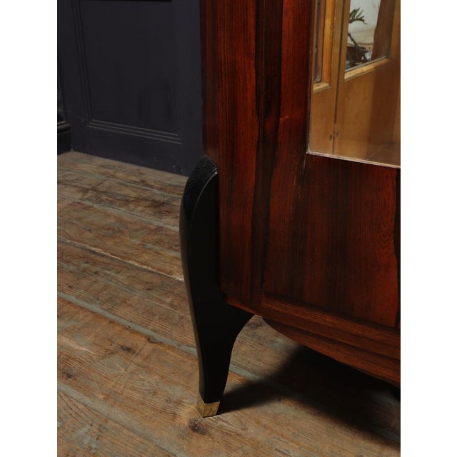 Art Deco French Display Cabinet in Rosewood, 1930s For Sale - Image 12 of 16