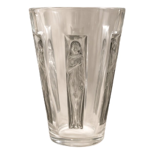 White Glass Six Figurines Vase from René Lalique, 1912 For Sale