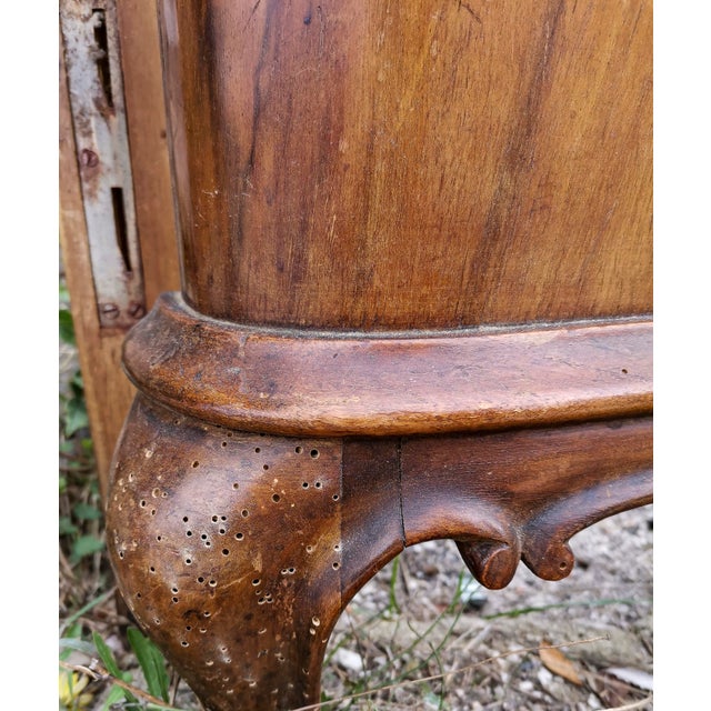 Chippendale Bed with Walnut Veneered Sides For Sale - Image 17 of 18