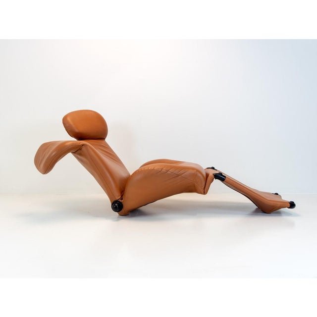 Cassina 111 Wink Chair by Toshiyuki Kita for Cassina For Sale - Image 4 of 14