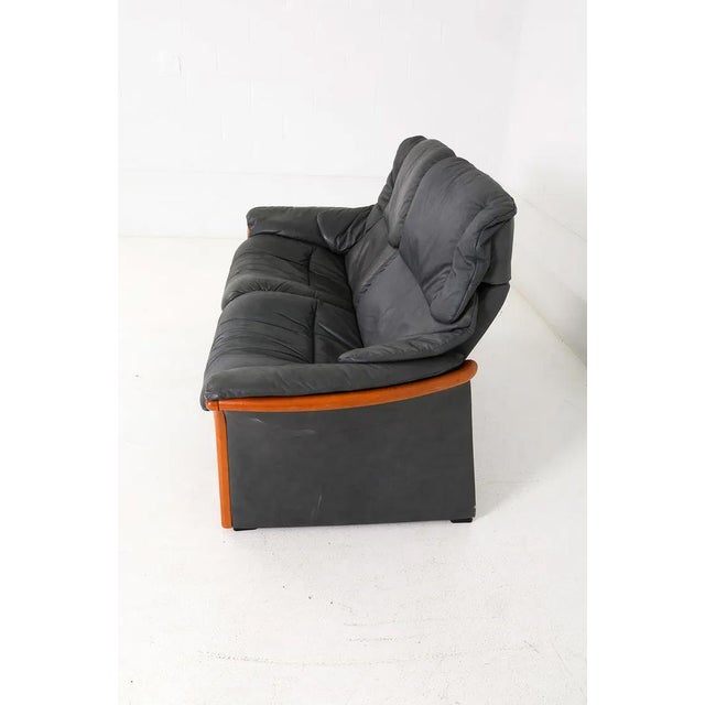 Mid-Century Modern Ekornes Stressless Eldorado Leather Loveseat For Sale - Image 3 of 13