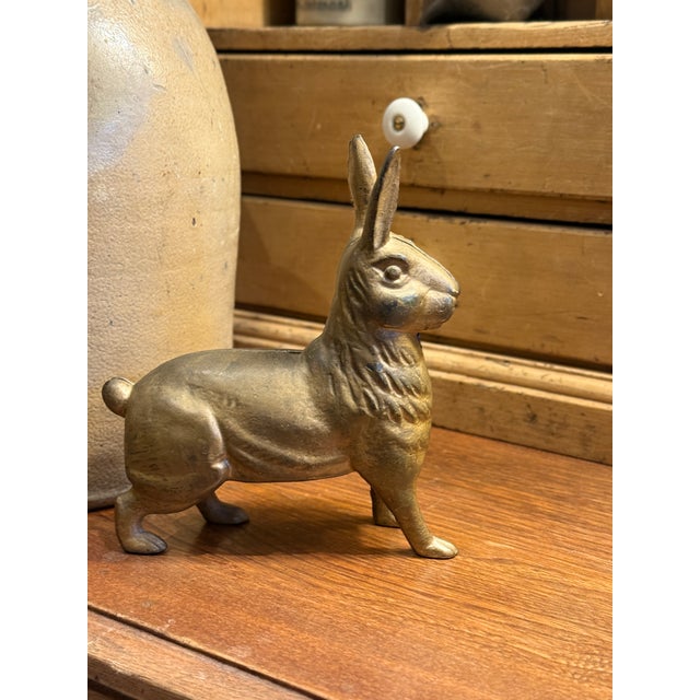 American Vintage a.c. Williams Cast Iron Standing Rabbit Still Bank c.1900 For Sale - Image 3 of 10