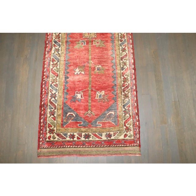Turkish Vintage Anatolian Turkish Daizkare Small Rug - 2'5" x 5'11" For Sale - Image 3 of 5