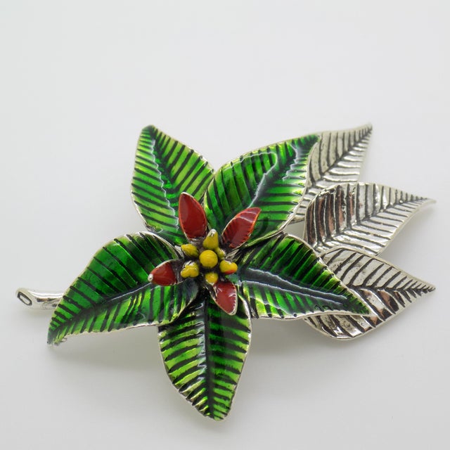 1980s Vintage Italian Handmade Genuine Silver Christmas Poinsettia Flower Figurine For Sale - Image 5 of 9