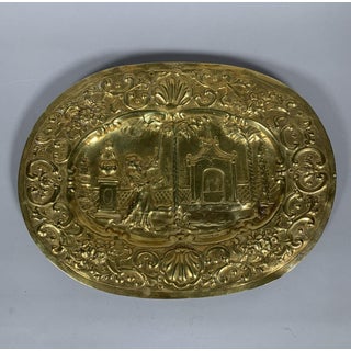 17th century brass offering dish with "Chinese" decoration For Sale