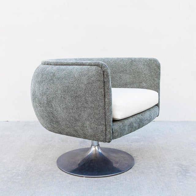 Restored Knoll D’Urso Swivel Lounge Chair in Boucle & Leather For Sale - Image 15 of 15