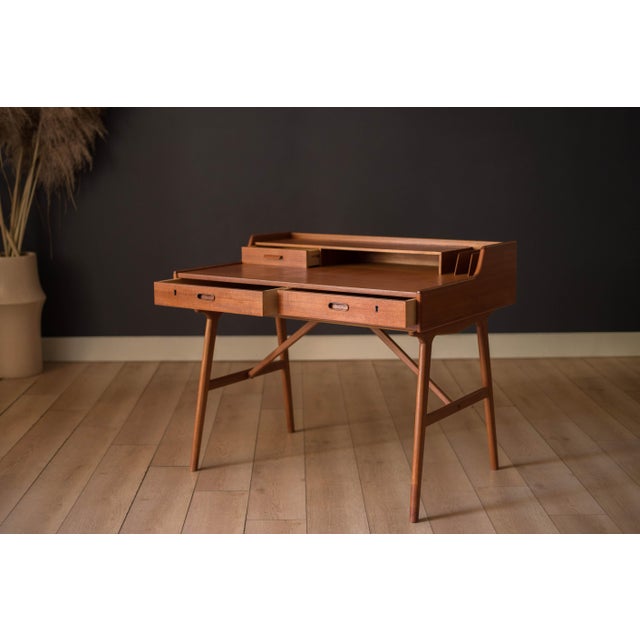 Mid Century Teak Writing Desk by Arne Wahl Iversen for Vinde Møbelfabrik For Sale In Monterey, CA - Image 6 of 12