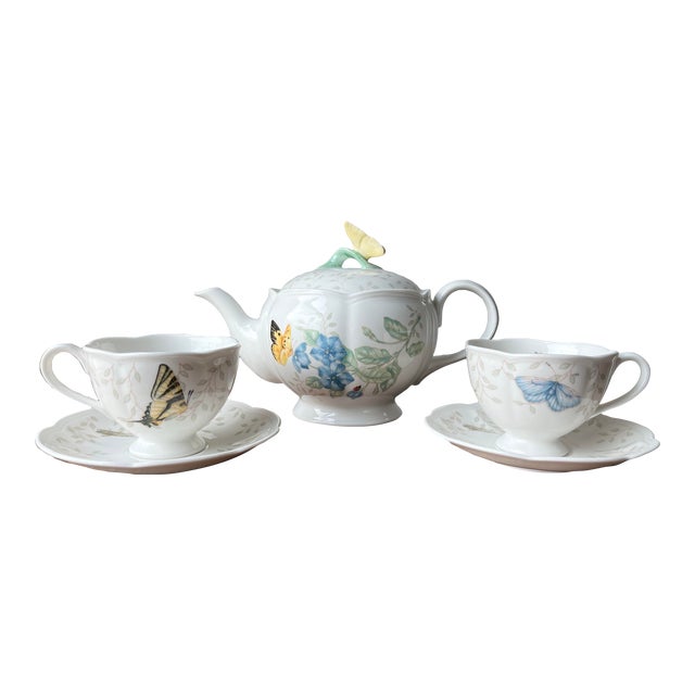 Lenox Butterfly Meadow Pattern Tea Pot With Set of 2 Cups and Saucers For Sale