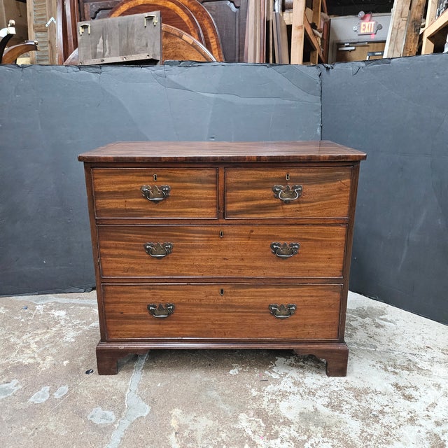 Late 19th Century Mahogany Oak Lined 2 Over 2 Drawers Georgian Chest For Sale - Image 14 of 16