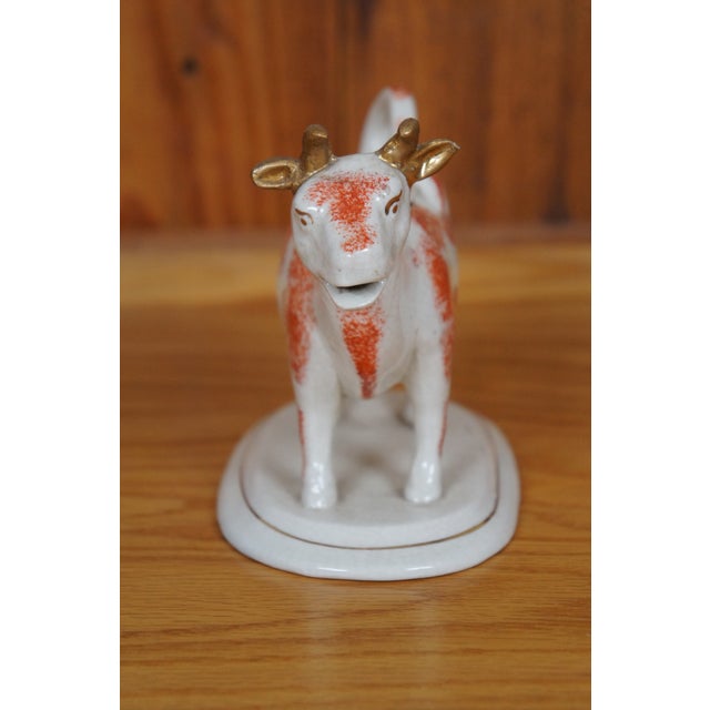 Antique English Staffordshire Porcelain Red & White Cow Bull Creamer Pitcher For Sale - Image 6 of 11