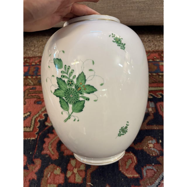 Apponyi Porcelain Vase with Chinese Bouquet from Herend, 1950s, in Very Good conditions. Designed 1950 to 1959