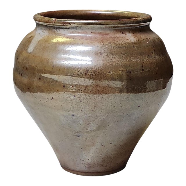 Vintage Studio Pottery Vase - Signed Lynne For Sale