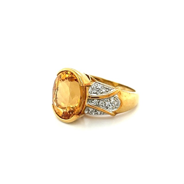 Vintage 10.50 Carat Oval Cut Precious Topaz & Curved Round Cut Diamond Ring in 1, Size 8 For Sale - Image 4 of 7