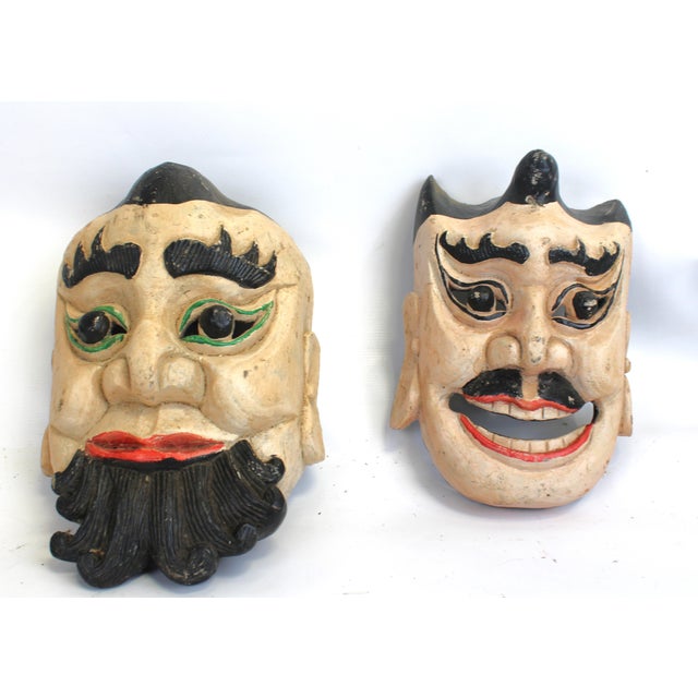 Champagne Theatrical Masks a Curated Collection Masks Set B For Sale - Image 8 of 11