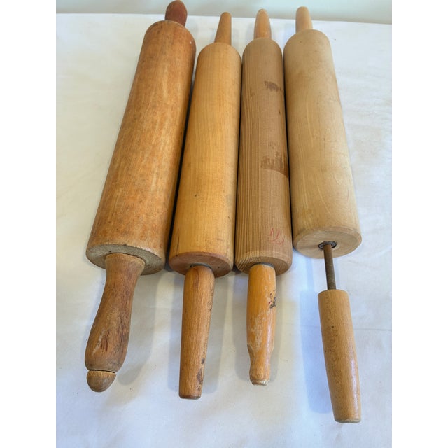 Set of 4 Vintage Wooden Rolling Pins Farmhouse Kitchen Decor For Sale - Image 4 of 8