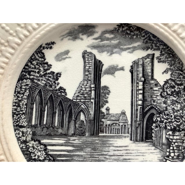 Set of 3 Mid 20th Century English Fine China Plates For Sale - Image 9 of 12