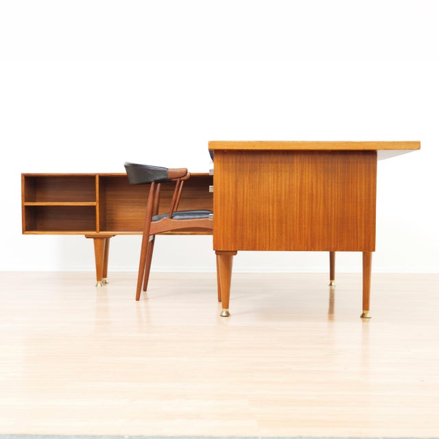 Mid Century Teak Executive Desk With Floating Return, England, 1960s For Sale - Image 4 of 18