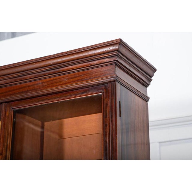 Antique English Triple Glazed Bookcase in Mahogany, 1870 For Sale - Image 10 of 18