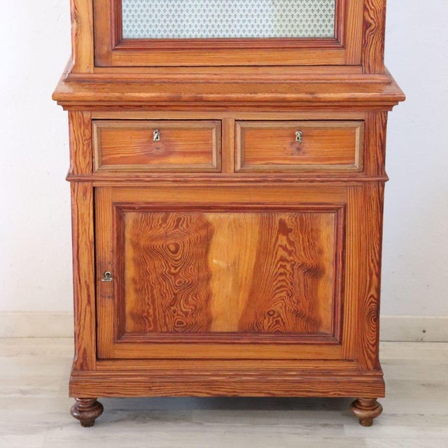 Antique Vitrine in Larch Wood, 1800s For Sale - Image 12 of 14