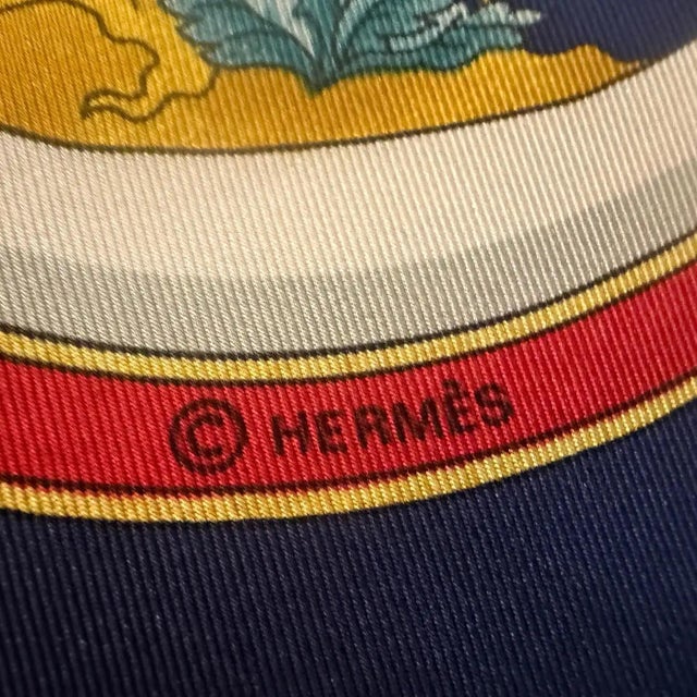 An Iconic 2000s Qu'importe Le Flacon Silk Skarf by Caterine Baschet for Hermès For Sale - Image 10 of 15