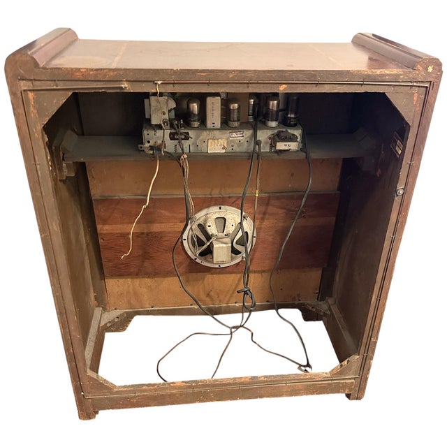 Vintage Philco 48-485 Tube Floor Radio Broadcast Receiver 6 Tube 1948 For Sale - Image 12 of 12