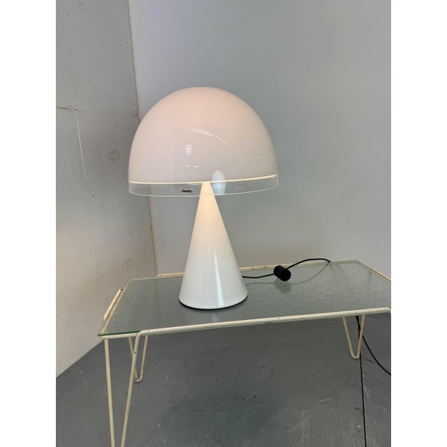 Modernist Italian Space Age Mushroom Shape Table Lamp by Harvey Guzzini for Guzzini, 1970s For Sale - Image 12 of 13