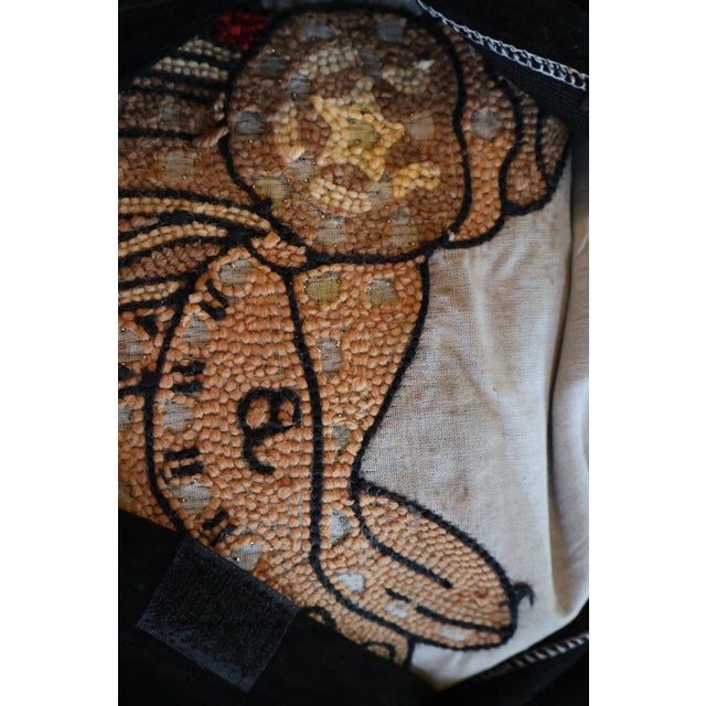 Vintage 2003–2004 Judi Boisson Hand-Hooked Equestrian Horse & Saddle Velvet Pillow Covers – Pair For Sale - Image 17 of 18