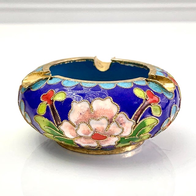 Blue Vintage Chinoiserie Enamel Cloisonne Ashtray For Sale - Image 8 of 12