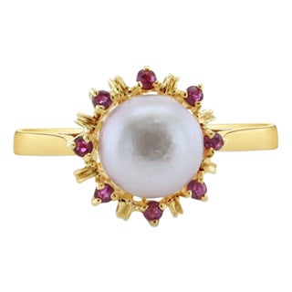 8MM Pearl Ring with Ruby Halo 14k Yellow Gold, Size 5 For Sale