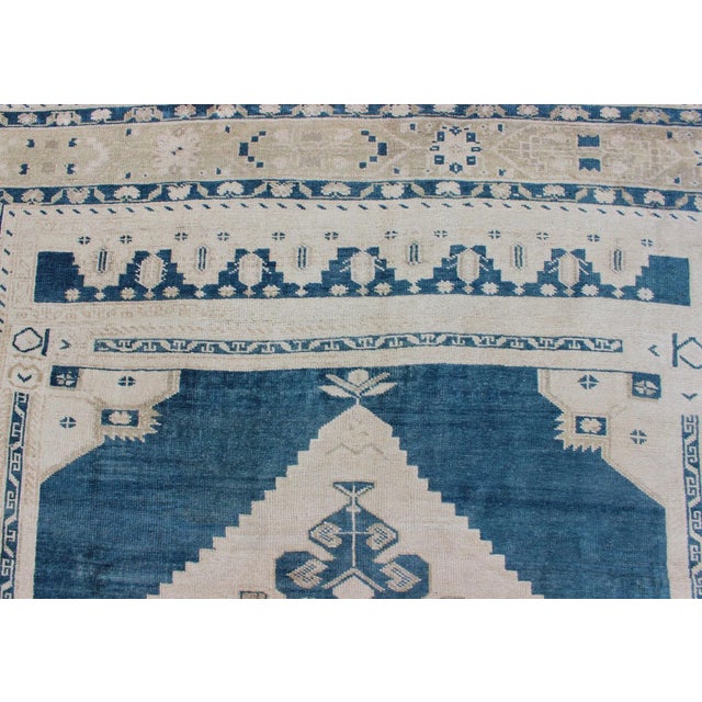 Vintage Hand Knotted Turkish Oushak Rug With Central Medallion in Blue and Cream For Sale - Image 10 of 13