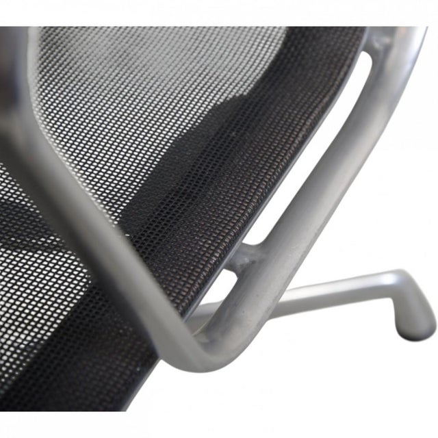 EA-108 Chair in Black Mesh and Aluminium by Charles Eames, 2000s For Sale - Image 14 of 17